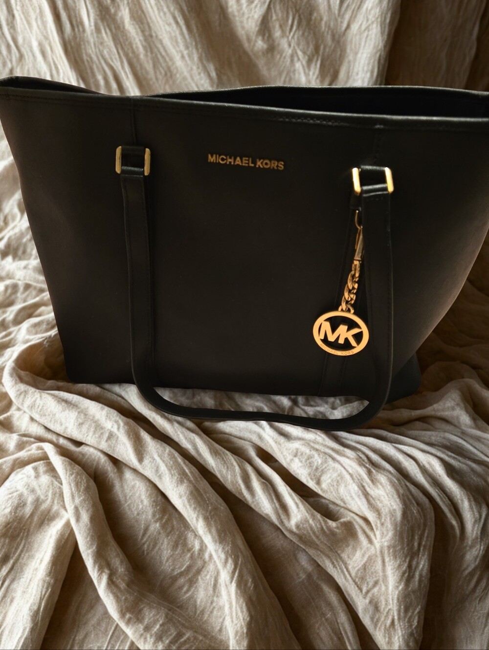 Michael Kors Jet Set Large Tote – Black (Brand New Without Tags)